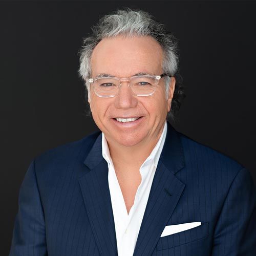 Portrait of Dennis Laurin